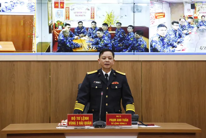 Vùng 3 Hải quân tổ chức điểm cầu trực tuyến chúc Tết các tàu và trạm ra đa - Ảnh 3.