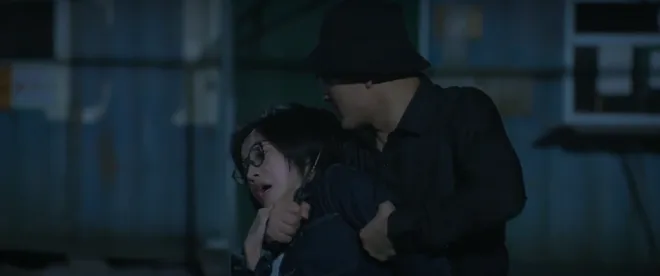 Đồng hồ đếm ngược - Tập 7: "Hồng h&agrave;i nhi" bắt c&oacute;c con g&aacute;i, tống tiền v&agrave; đ&acirc;m một nh&aacute;t dao ch&iacute; mạng b&agrave; Tuyết- Ảnh 21.