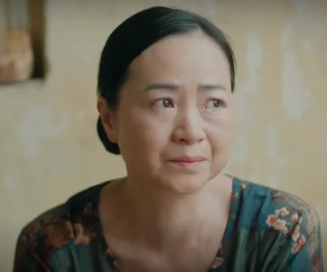 Ph&acirc;n cảnh x&uacute;c động của Thanh Sơn v&agrave; NSƯT Linh Huệ trong tập 8 phim Đồng hồ đếm ngược - Ảnh 4.