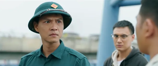 Không giới hạn - Tập 18: Trang giúp thành viên đội dân quân để trả ơn- Ảnh 2. Không giới hạn - Tập 18: Trang giúp thành viên đội dân quân để trả ơn- Ảnh 2.