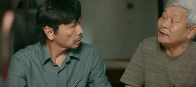 Đồng hồ đếm ngược - Tập 9: Thầy Thắng bị con trai "b&aacute;o thủ" hại- Ảnh 3.