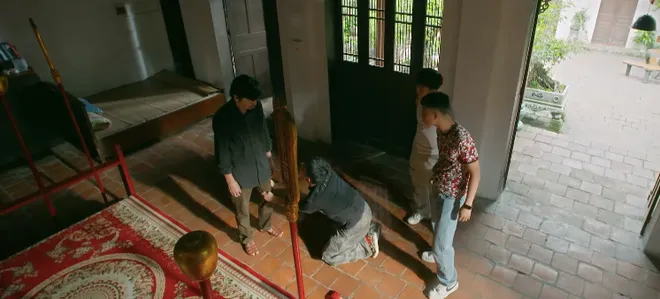 Đồng hồ đếm ngược - Tập 10: Thầy Thắng quyết định chết c&ugrave;ng con trai- Ảnh 2.