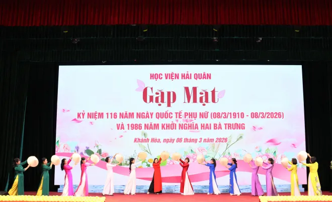 Các đơn vị Hải quân sôi nổi tổ chức hoạt động kỷ niệm Ngày Quốc tế Phụ nữ 8/3 - Ảnh 5.