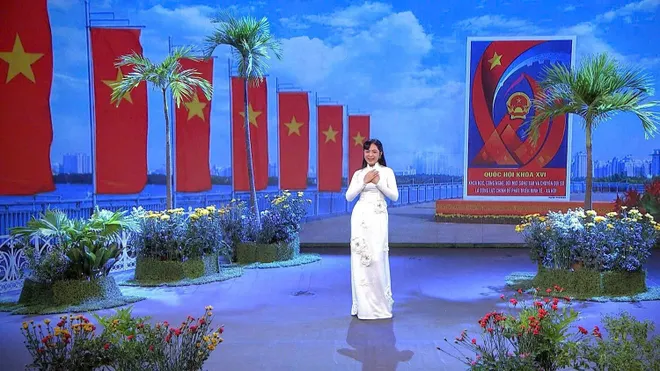 Điểm tin sao Việt: Á hậu Trương Thị May công khai con gái - Ảnh 7.