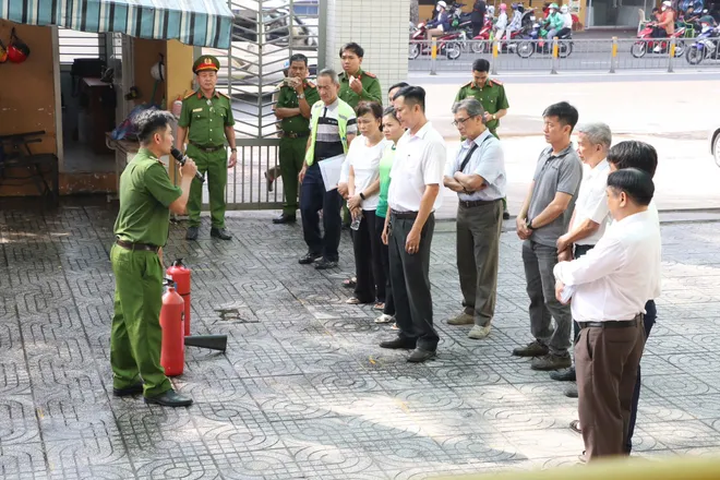 TP Hồ Ch&iacute; Minh: chiến dịch bảo vệ an ninh cho ng&agrave;y bầu cử - Ảnh 3.