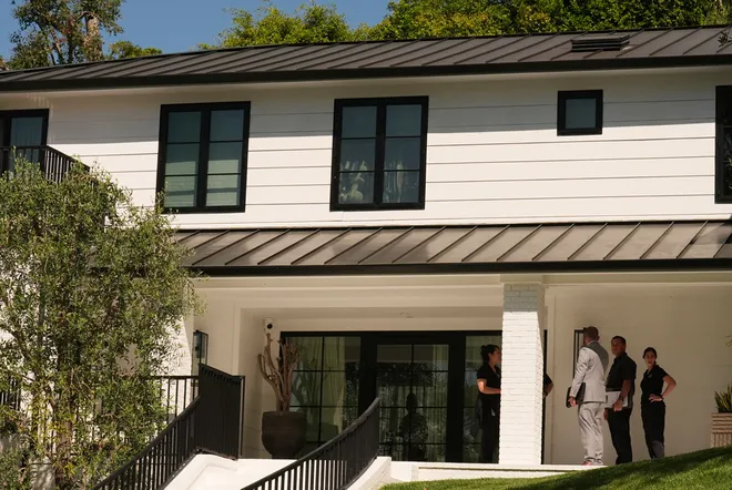 Nghi phạm bắn Rihanna bị buộc tội &acirc;m mưu giết người, đối mặt với &aacute;n t&ugrave; chung th&acirc;n - Ảnh 1.