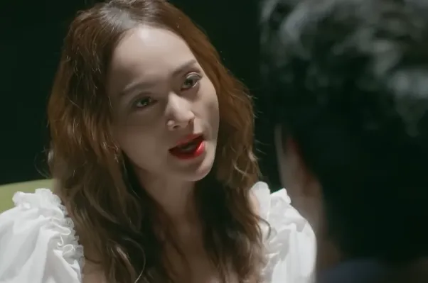 Đồng hồ đếm ngược - Tập 12: Kh&ocirc;ng muốn l&agrave;m "con h&agrave;ng" của Thơ, Chiến bị uy hiếp- Ảnh 1.