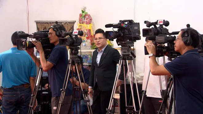 Hậu trường điểm cầu cực Nam của chương tr&igrave;nh bầu cử "Ng&agrave;y hội non s&ocirc;ng" - Ảnh 5.