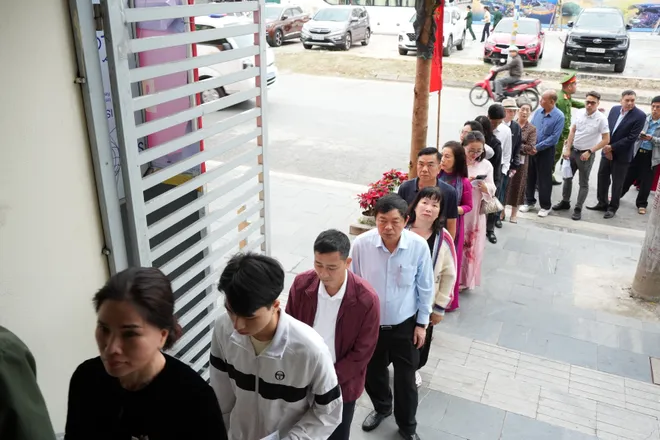 Quảng Ninh rộn r&agrave;ng ng&agrave;y bầu cử - Ảnh 18.