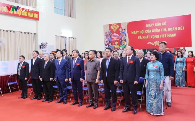 Quảng Ninh rộn ràng ngày bầu cử - Ảnh 8.