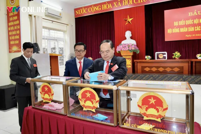 Quảng Ninh rộn ràng ngày bầu cử - Ảnh 5.