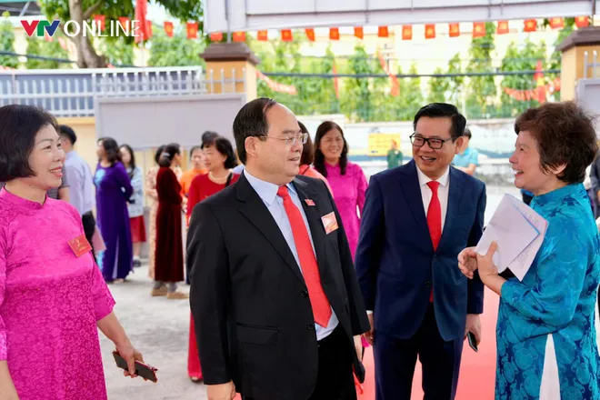 Quảng Ninh rộn ràng ngày bầu cử - Ảnh 6.