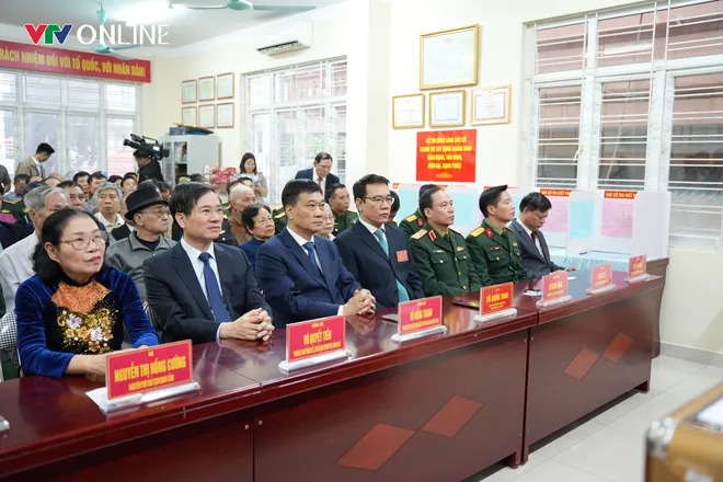 Quảng Ninh rộn ràng ngày bầu cử - Ảnh 2.