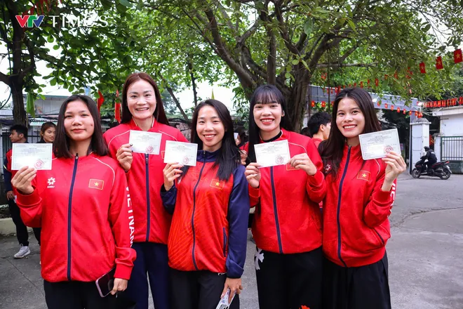 VĐV Việt Nam rộn ràng tham gia Ngày bầu cử Quốc hội và HĐND các cấp- Ảnh 4.