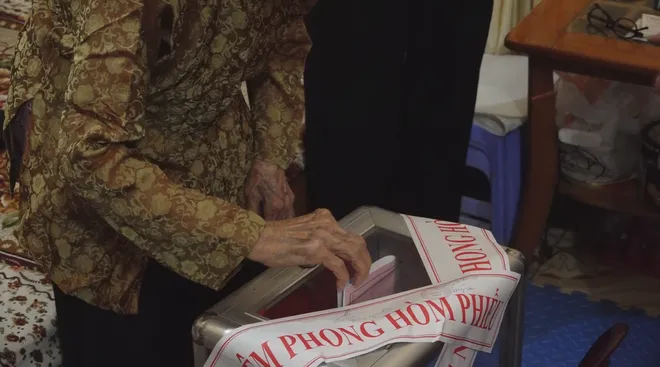 Ngày hội bầu cử lan tỏa đến từng mái nhà - Ảnh 11.