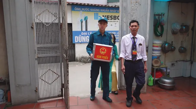 Ngày hội bầu cử lan tỏa đến từng mái nhà - Ảnh 3.