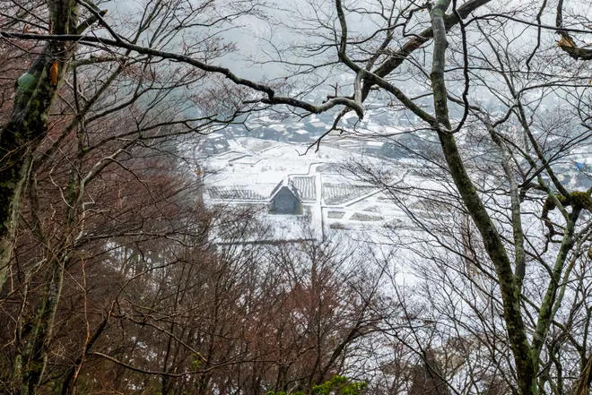 Kh&aacute;m ph&aacute; Shirakawa-go: Di sản sống giữa l&ograve;ng thung lũng sương m&ugrave;- Ảnh 15.
