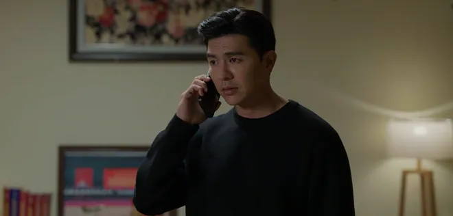 Kh&ocirc;ng giới hạn - Tập 28: H&agrave; L&ecirc; ph&aacute; rối cuộc sống của Ki&ecirc;n v&igrave; muốn cứu con - Ảnh 4.