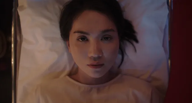 Phim kinh dị Ngọc Trinh đ&oacute;ng ch&iacute;nh h&eacute; lộ những thước phim r&ugrave;ng rợn - Ảnh 2.