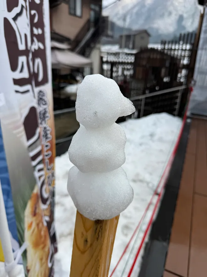 Kh&aacute;m ph&aacute; Shirakawa-go: Di sản sống giữa l&ograve;ng thung lũng sương m&ugrave;- Ảnh 14.