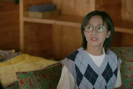 Đồng hồ đếm ngược - Tập 13: Ăn cắp điện thoại của Kiều Thơ để lấy dữ liệu, Th&agrave;nh v&agrave; Chi bị ph&aacute;t hiện - Ảnh 3.