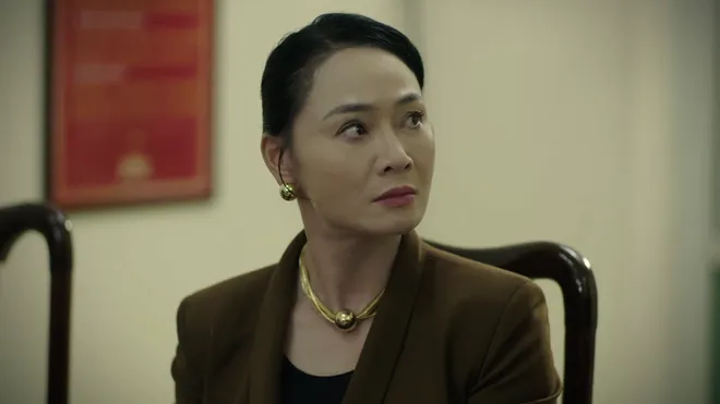 Bước chân vào đời - Tập 13: Bị mẹ Quân xúc phạm nặng nề, bà Thương đi cấp cứu - Ảnh 2.