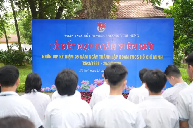 Thắp s&aacute;ng kh&aacute;t vọng tuổi trẻ b&ecirc;n Lăng B&aacute;c - Ảnh 18.