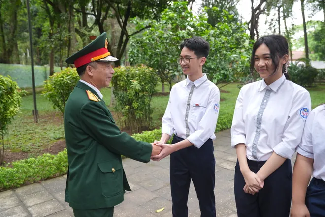 Thắp s&aacute;ng kh&aacute;t vọng tuổi trẻ b&ecirc;n Lăng B&aacute;c - Ảnh 23.