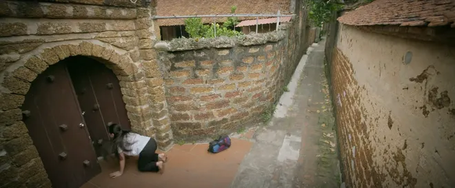 Đồng hồ đếm ngược - Tập 15: Thành tìm được thông tin của bố đẻ- Ảnh 13. Đồng hồ đếm ngược - Tập 15: Thành tìm được thông tin của bố đẻ- Ảnh 13.