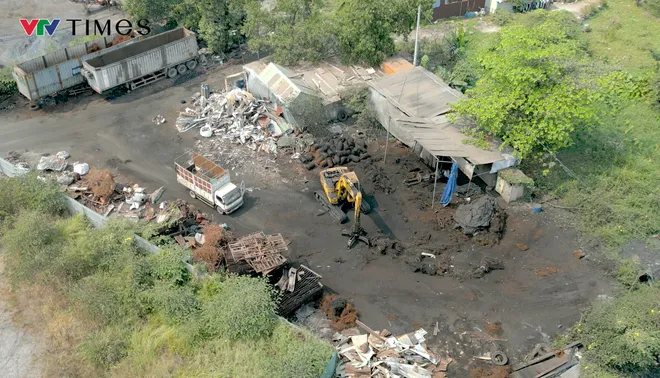 H&agrave;ng loạt b&atilde;i tập kết ở phường Long Hưng, tỉnh Đồng Nai thiếu ph&aacute;p l&yacute; - Ảnh 2.