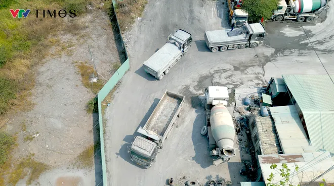 H&agrave;ng loạt b&atilde;i tập kết ở phường Long Hưng, tỉnh Đồng Nai thiếu ph&aacute;p l&yacute; - Ảnh 6.