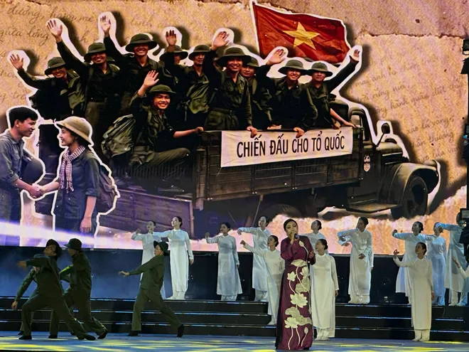 Thanh ni&ecirc;n xung phong TP Hồ Ch&iacute; Minh v&agrave; sứ mệnh trong  kỷ nguy&ecirc;n mới - Ảnh 8.