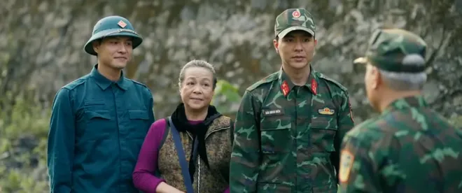 Kh&ocirc;ng giới hạn - Tập 34: M&agrave;n kịch của Linh v&agrave; c&aacute;i kết đẹp bất ngờ - Ảnh 9.