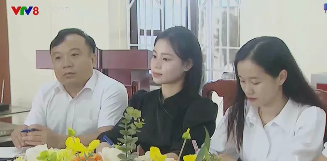 Hành trình trở thành nữ đại biểu Quốc hội trẻ nhất của cô giáo dân tộc Ơ Đu- Ảnh 5. Hành trình trở thành nữ đại biểu Quốc hội trẻ nhất của cô giáo dân tộc Ơ Đu- Ảnh 5.