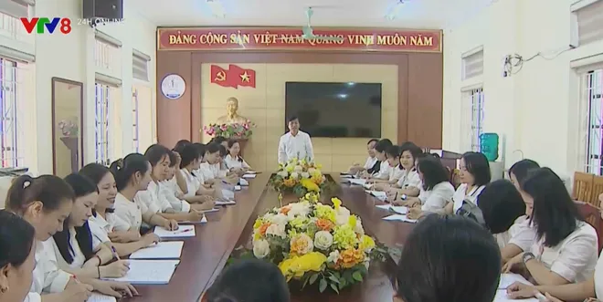 Hành trình trở thành nữ đại biểu Quốc hội trẻ nhất của cô giáo dân tộc Ơ Đu- Ảnh 4. Hành trình trở thành nữ đại biểu Quốc hội trẻ nhất của cô giáo dân tộc Ơ Đu- Ảnh 4.