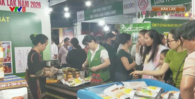 Khai mạc các hoạt động du lịch tỉnh Đắk Lắk năm 2026- Ảnh 2. Khai mạc các hoạt động du lịch tỉnh Đắk Lắk năm 2026- Ảnh 2.