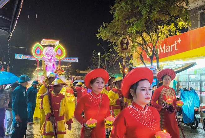Lễ hội Bà Chợ Được - Điểm hẹn văn hóa miền duyên hải- Ảnh 9. Lễ hội Bà Chợ Được - Điểm hẹn văn hóa miền duyên hải- Ảnh 9.