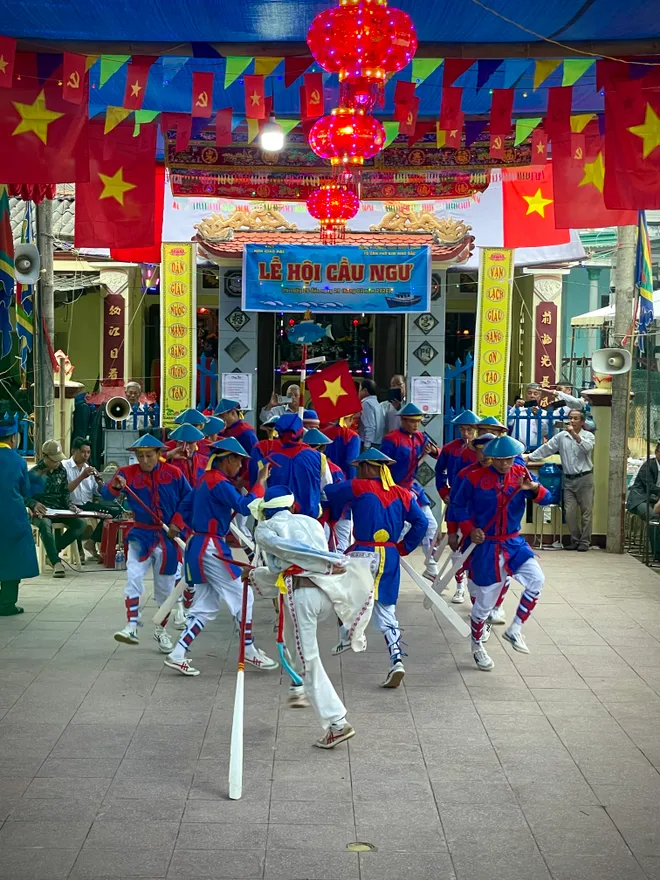 Lễ hội Cầu Ngư miền Trung: Mạch nguồn văn h&oacute;a v&agrave; kh&aacute;t vọng vươn khơi- Ảnh 8.