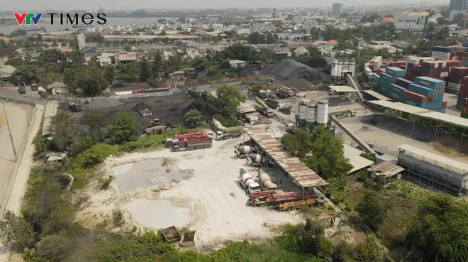 Sống cạnh bãi tập kết ở phường Long Hưng: Nỗi lo hiện hữu - Ảnh 17.