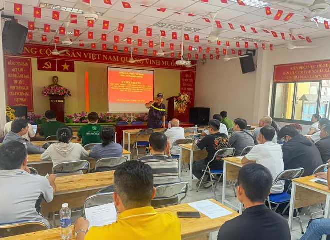 TP Hồ Chí Minh: Tập huấn thoát nạn và PCCC cho hàng loạt trường học, đơn vị - Ảnh 11.