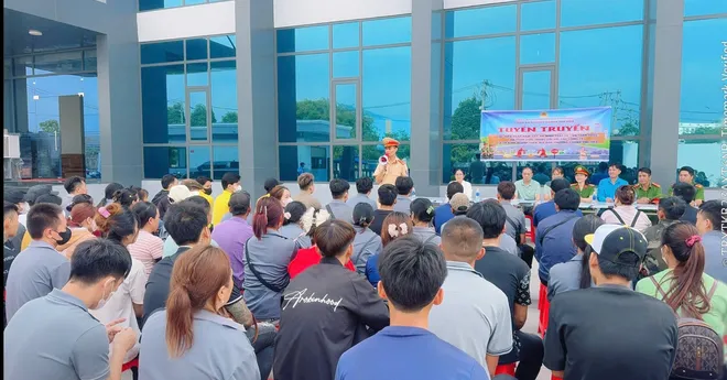 TP Hồ Chí Minh: Tập huấn thoát nạn và PCCC cho hàng loạt trường học, đơn vị - Ảnh 18.