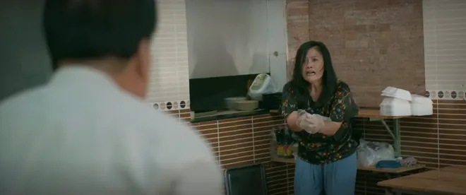 Đồng hồ đếm ngược - Tập 17: Vợ chồng bố đẻ đ&aacute;nh nhau, Th&agrave;nh bị đ&acirc;m v&agrave;o bụng - Ảnh 13.