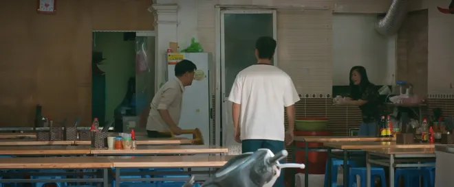 Đồng hồ đếm ngược - Tập 17: Vợ chồng bố đẻ đ&aacute;nh nhau, Th&agrave;nh bị đ&acirc;m v&agrave;o bụng - Ảnh 15.