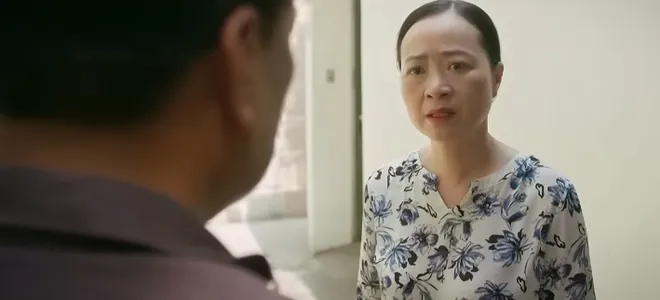 Đồng hồ đếm ngược - Tập 18: Vợ của &ocirc;ng Lương l&agrave; người quen của b&agrave; H&ograve;a? - Ảnh 2.