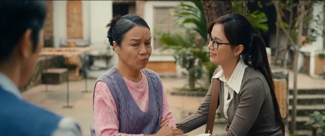 Ngược đường ngược nắng - Tập 5: Vợ chồng ông Trực dựng kịch "ăn vạ", Mai chấp nhận hẹn trai làng để có bằng chứng - Ảnh 5.