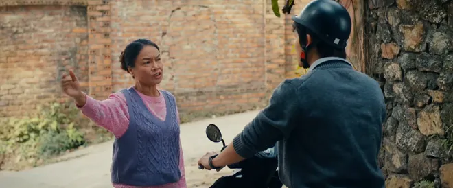 Ngược đường ngược nắng - Tập 5: Vợ chồng ông Trực dựng kịch "ăn vạ", Mai chấp nhận hẹn trai làng để có bằng chứng - Ảnh 7.