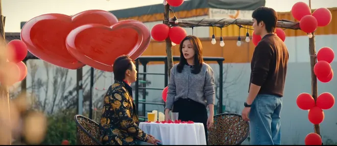 Ngược đường ngược nắng - Tập 6: Mai (Ngọc Huyền) mượn Trung (Đình Tú) làm "bình phong" cắt đuôi trai làng - Ảnh 9.