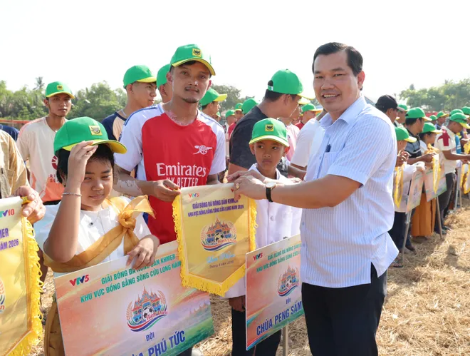 32 đội tham gia giải bóng đá Nông dân Khmer khu vực Đồng bằng sông Cửu Long- Ảnh 4.