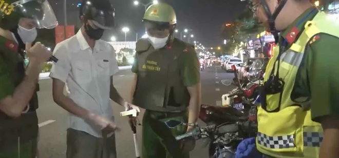 C&ocirc;ng an TP Đ&agrave; Nẵng quyết t&acirc;m lập lại trật tự đường phố- Ảnh 6.
