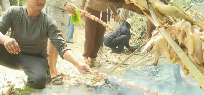 Giữ rừng bằng t&iacute;n ngưỡng- Ảnh 6.